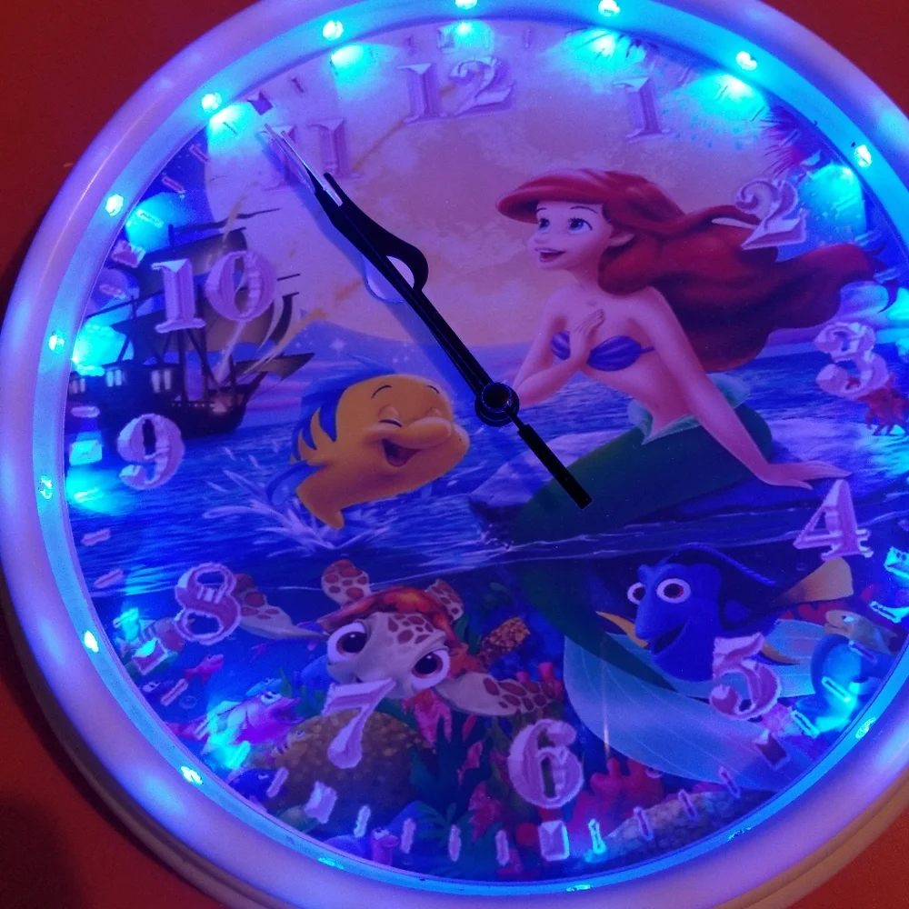 The little mermaid led clock
